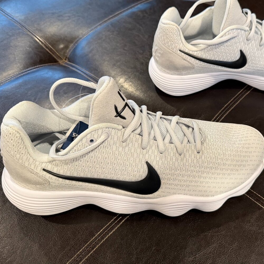NIke HyperDunk 17 LOW